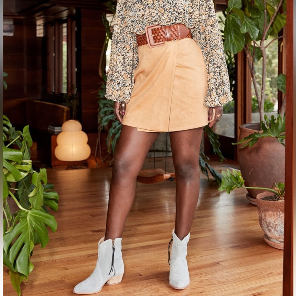 Lulus Let’s Wrap It Up Tan Suede Wrap Mini Skirt size M